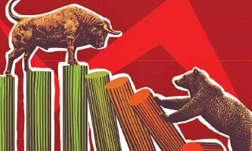 Benchmarks slip amid foreign fund outflows