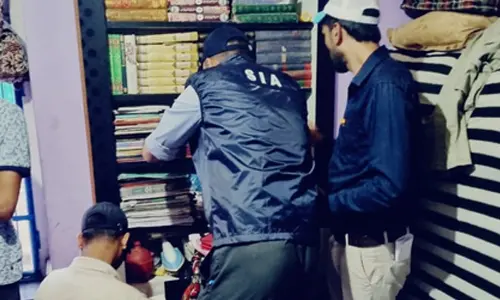 J&K SIA raids two places in connection with non-local killing case