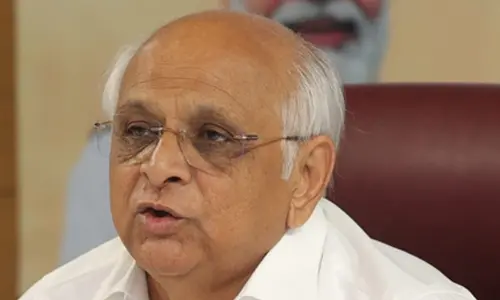 Gujarat govt amends Factory Work Laws, allows 12-hour shift and night duties for women