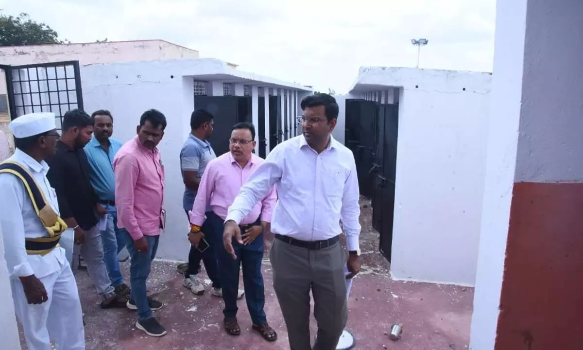 Collector Conducts Surprise Inspections at Welfare Schools, Vows Comprehensive Support for Students Growth