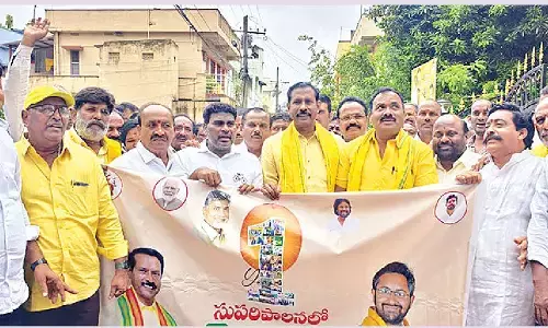 Both govt & YSRCP take up door-to-door campaign