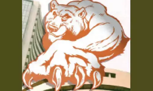 Selling in financial, metal stocks weigh down indices