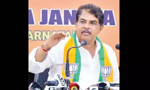 1,180 farmers in state commited suicide in last 15 months:BJP