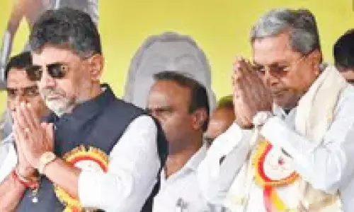 Supporters of CM, Dy CM keep pot boiling over top job