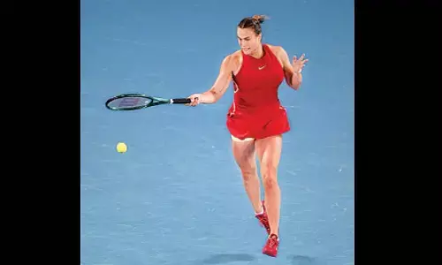 Aryna storms into next round