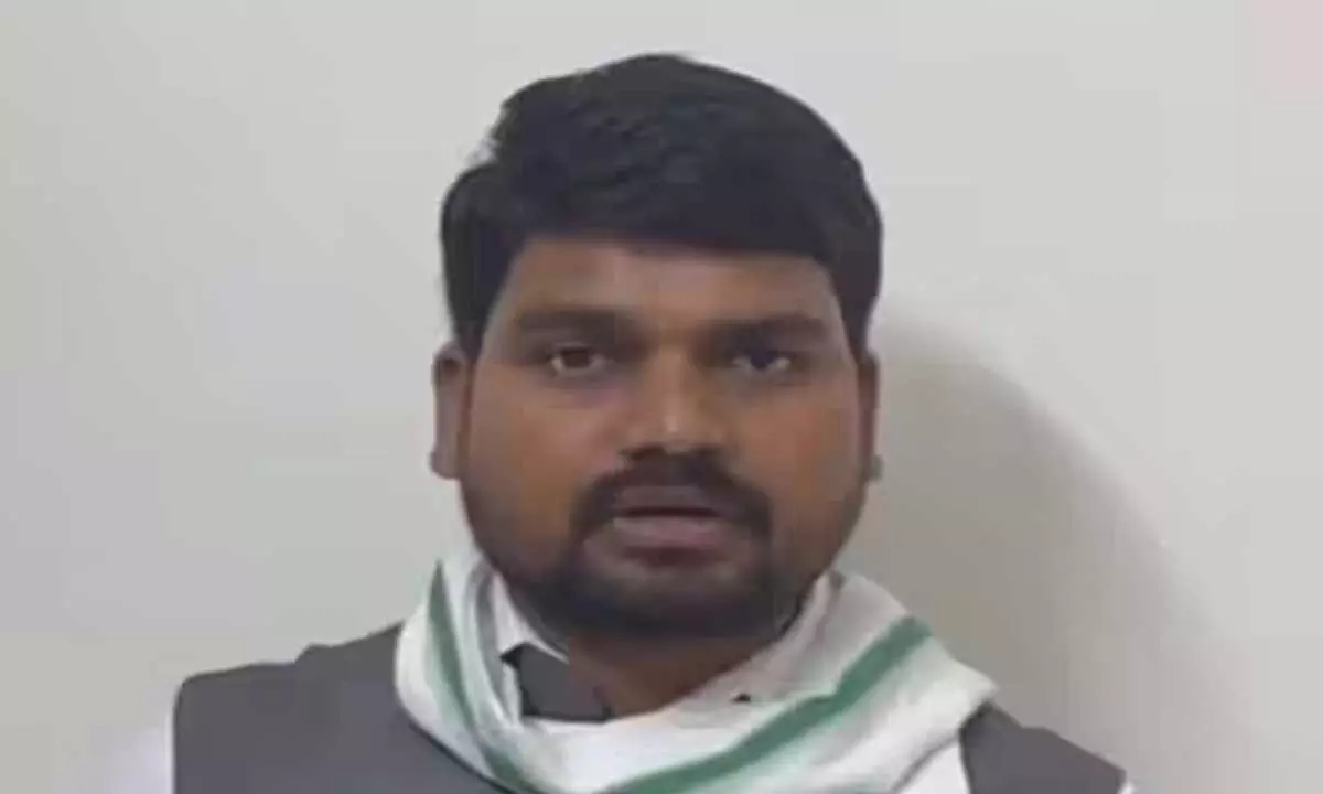 AAP Legislator Detained In Gujarat Over Alleged Assault On Government Official AAP Legislator Detained In Gujarat Over Alleged Assault On Government Official