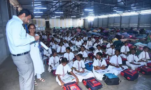 Collector Conducts Surprise Inspection at BC Welfare Girls’ Schools in Gadwal, Emphasizes Quality Education and Infrastructure