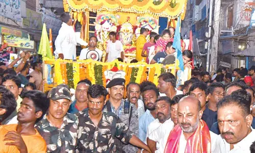Bandi calls on Hindus to unite