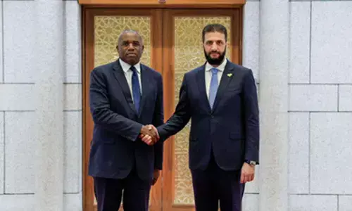 Britain re-establishes diplomatic ties with Syria, pledges support