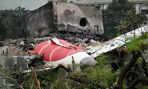 Close shave for Air India plane during Mumbai touchdown