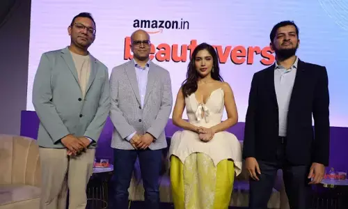 L-R: Siddharth Bhagat (Director, Amazon Beauty), Sushant Divgikar (Model & Singer), Neena Gupta (Actor), Zahid  Khan (Director, Central Shopping Experience, Amazon India), Saurabh Srivastava (Vice President, Categories, Amazon India)