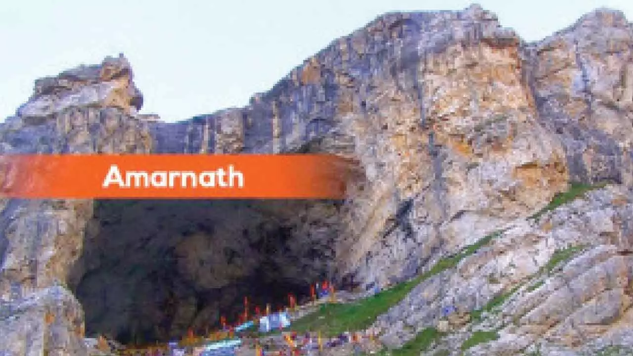 7,500 pilgrims leave for Amarnath yatra 7,500 pilgrims leave for Amarnath yatra