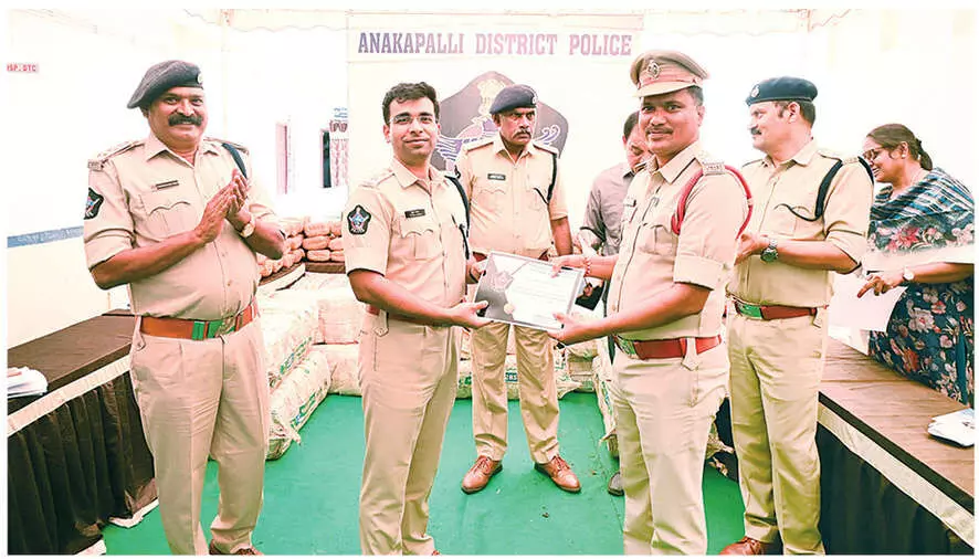 Nakkapalli police seize 840 kg ganja