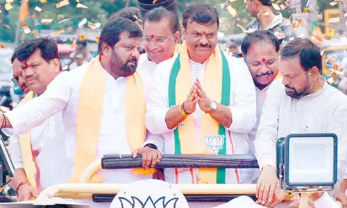 Madhav takes charge as AP BJP chief, vows to strengthen party
