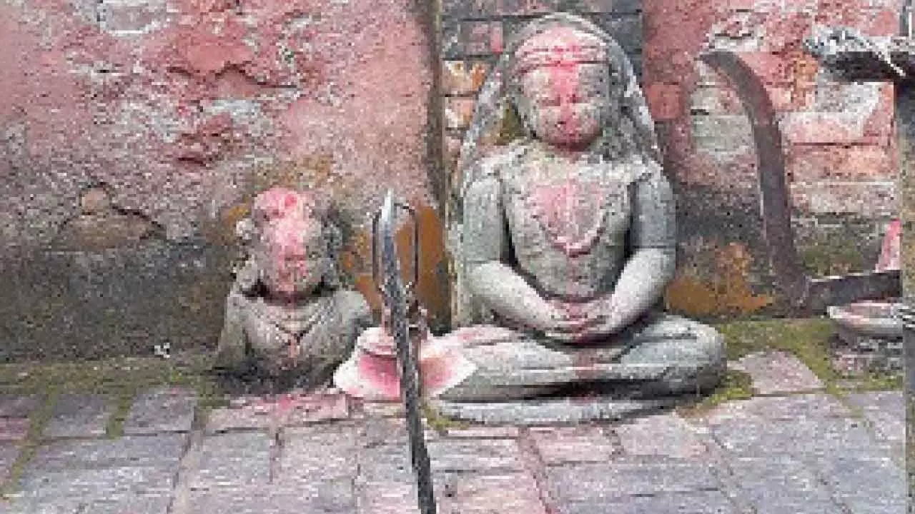 Idol of Guru Gorakhnath desecrated in UP village Idol of Guru Gorakhnath desecrated in UP village