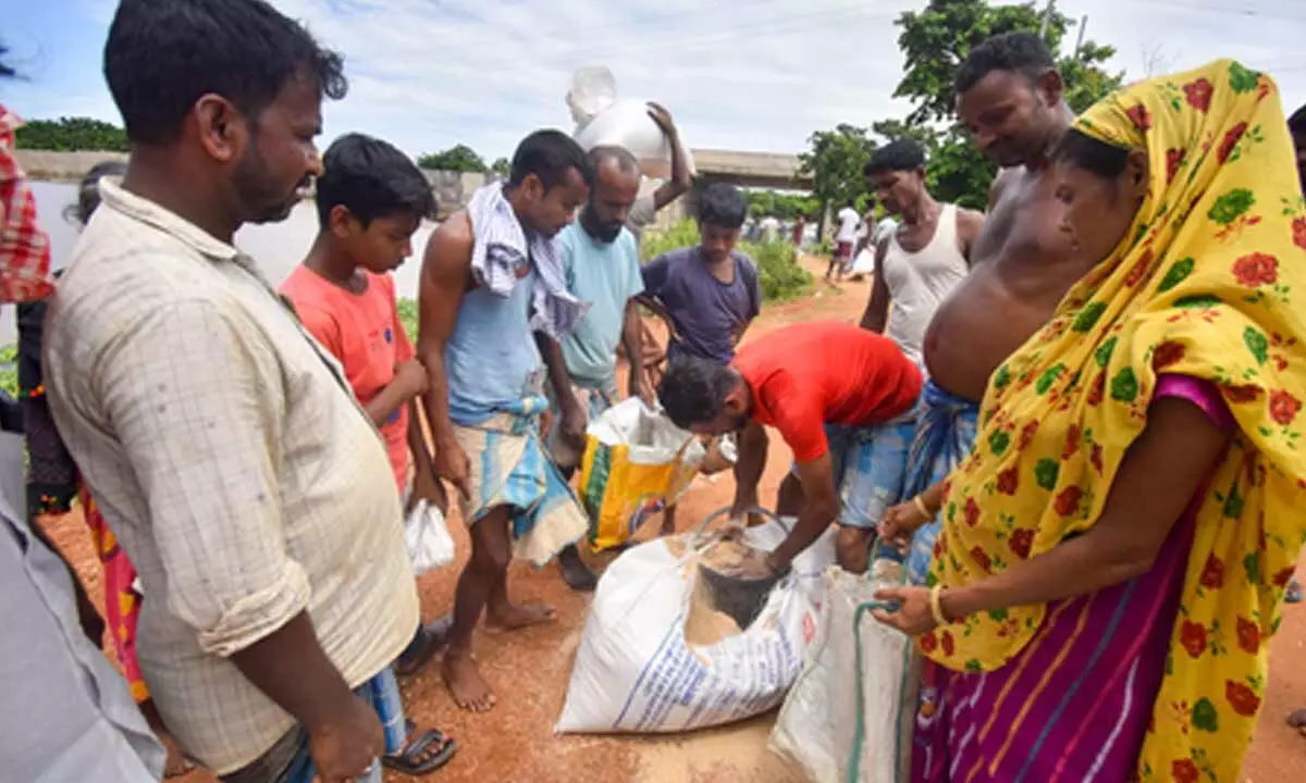 Marginal improvement in Assams flood situation, death toll rises to 30 Marginal improvement in Assams flood situation, death toll rises to 30