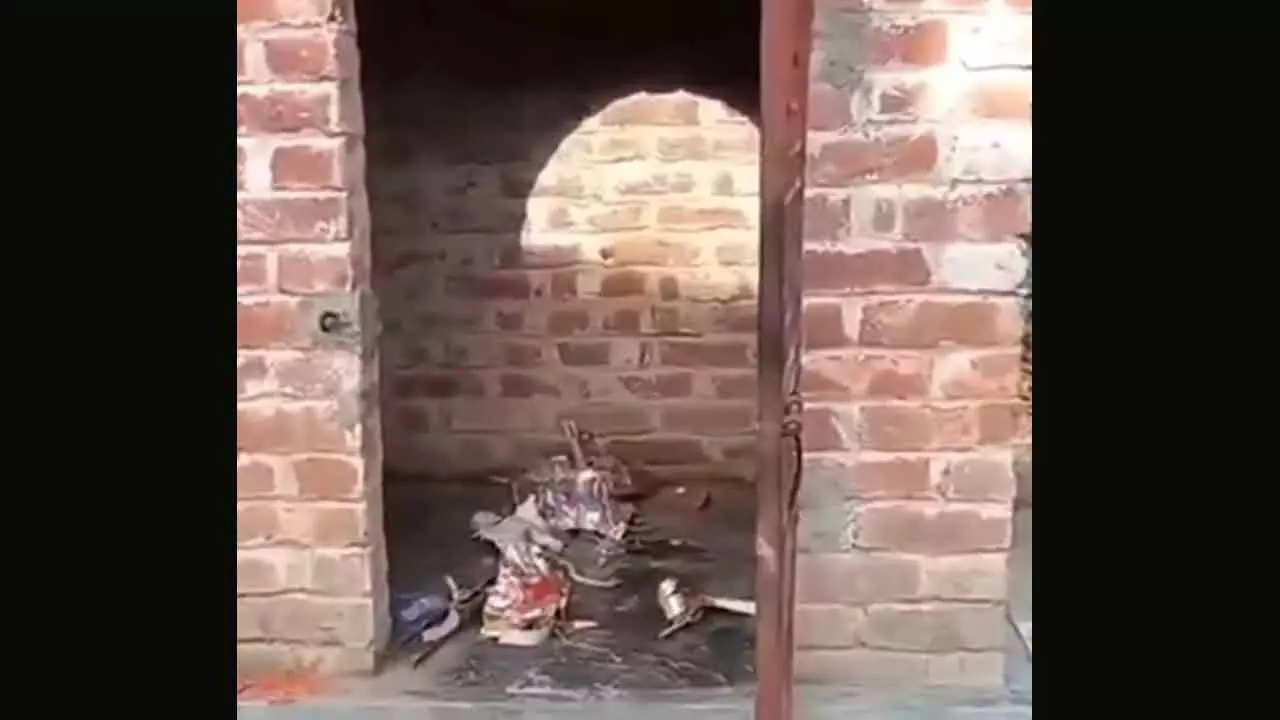 Bangladesh: Awami League says armed BNP goons attack Hindu man, temples