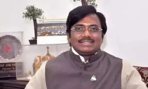 Vivek accuses BRS of ‘smear campaign’ against CM