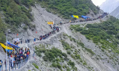 Amarnath Yatra: Over 1.28 lakh perform pilgrimage, fresh batch of 7,307 leaves for Kashmir