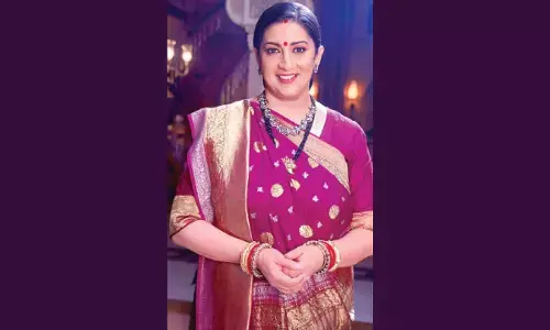 Nothing short of magic on cloth: Smriti Irani on Gaurang Shah’s weaves for Tulsi