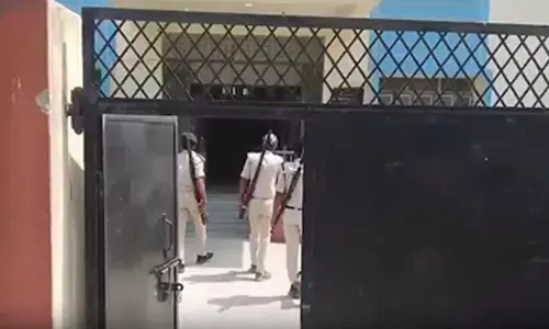 EOU raids Bihar executive engineer Pramod Kumar in disproportionate assets case