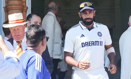 3rd Test: Rotation of bowlers will be a critical thing, says Mel Jones