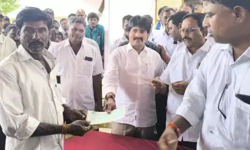 Alampur MLA Vijayudu Distributes 289 Kalyana Lakshmi & Shaadi Mubarak Cheques to Beneficiaries