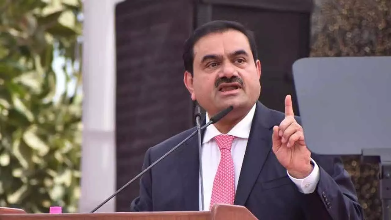 Adani Speaks at 5th Annual Conference of the SMISS-AP in Mumbai Adani Speaks at 5th Annual Conference of the SMISS-AP in Mumbai