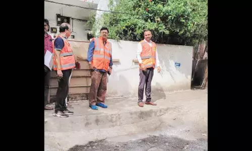 City civic chief takes stock of SNDP works at Musheerabad