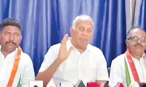 Congress leader alleges irregularities in banks’ loan waiver