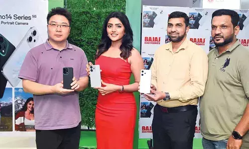Bajaj Electronics Unveils OPPO Reno14 Series 5G with Actress Eesha Rebba