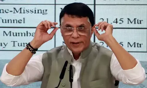 Bhagwat’s remark on leaders retirement sparks speculation; Oppn claims rift within BJP-RSS