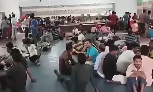 Odisha Detention Of 444 Workers Sparks Political Controversy Over Bengali Migrants