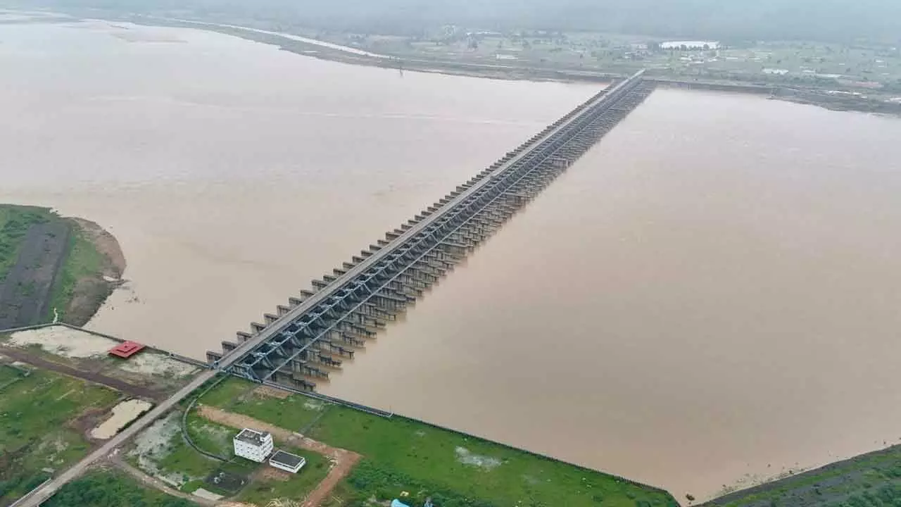 Heavy flooding reported at Bhadrachalam as Godavari river surges Heavy flooding reported at Bhadrachalam as Godavari river surges