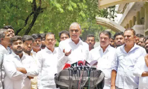 Harish Rao submits addl evidence to Ghose panel, counters Congress on Kaleshwaram