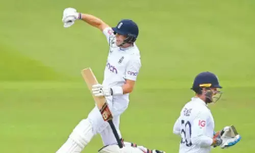 Root completes 37th Test ton