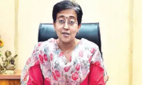 Atishi urges CM to pass law to protect old vehicles