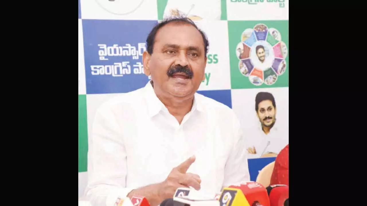 Bhumana refutes Bandi Sanjay’s charge on non-Hindus in TTD Bhumana refutes Bandi Sanjay’s charge on non-Hindus in TTD