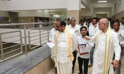 EO conducts inspection at Tirumala