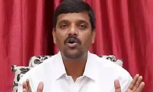 Teenmar Mallannas Q News office attacked amid protests