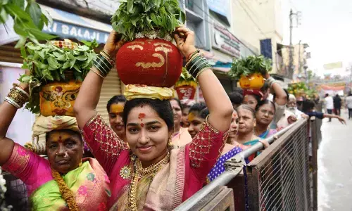 Massive Turnout at Ujjain Mahankali Bonalu Celebrations in Secunderabad