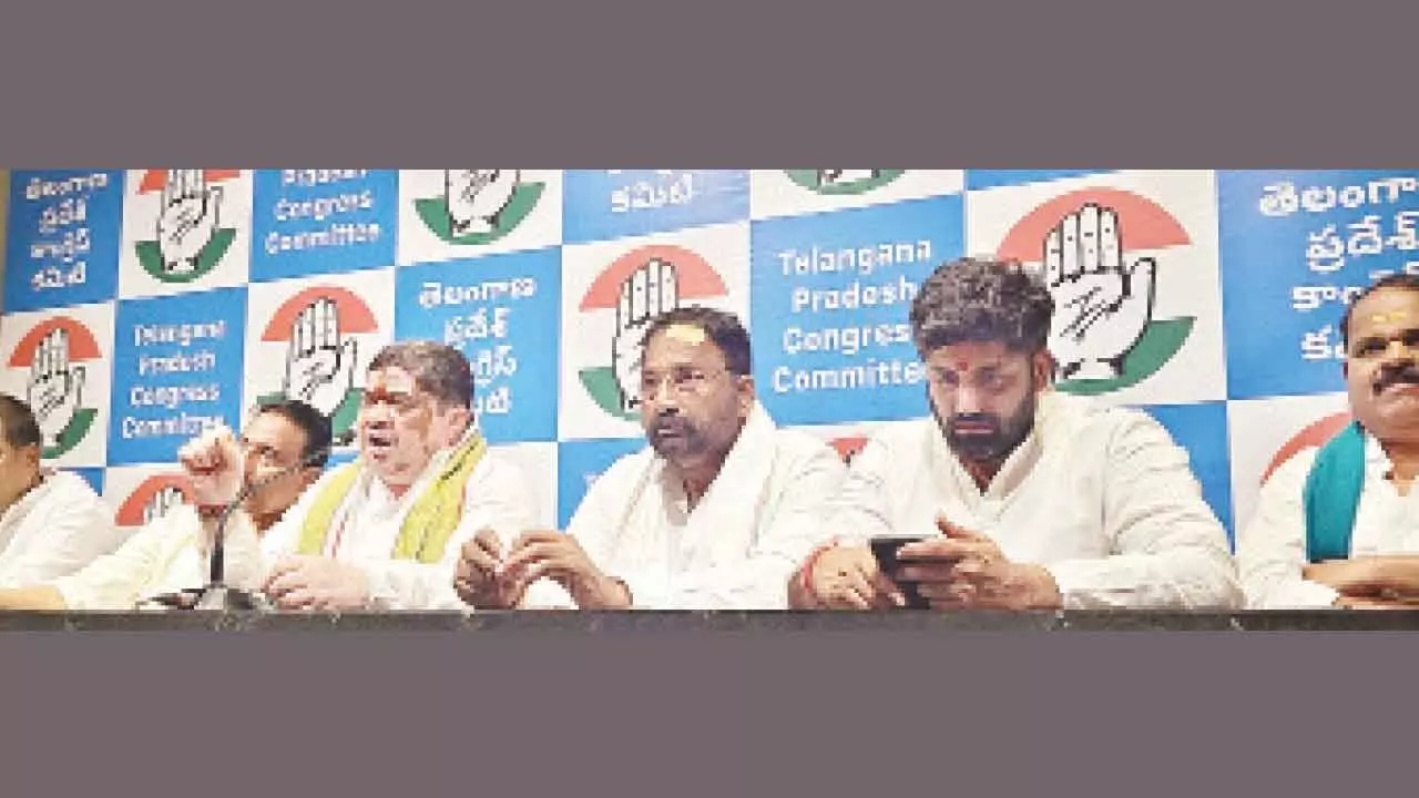 Ponnam bristles at BJP, BRS for bid to stonewall BC ordinance