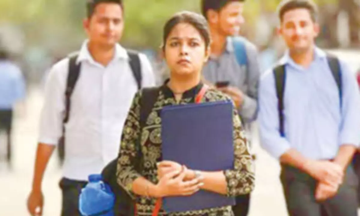 92% of youth eager to pursue global jobs 92% of youth eager to pursue global jobs