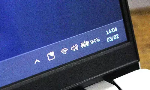 Microsoft Tests New Adaptive Energy Saver to Extend Windows 11 Laptop Battery Life