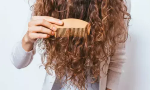 Struggling With Hair Tangles? Heres How to Detangle Without the Damage