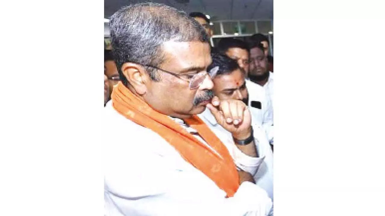 Not the time for cheap politics: Pradhan Not the time for cheap politics: Pradhan