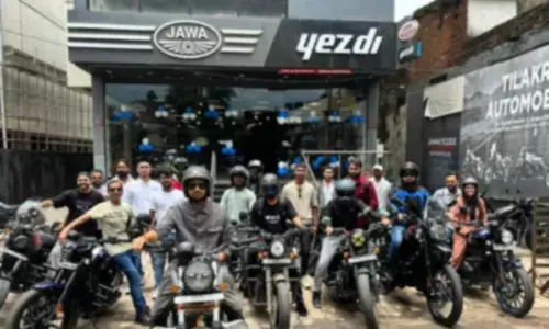 6,000 Riders Keep the Classic Spirit Alive on International Jawa-Yezdi Day