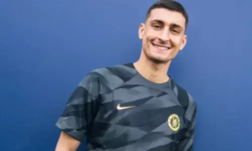 Bournemouth sign goalkeeper Djordje Petrovic from Chelsea on five-year deal