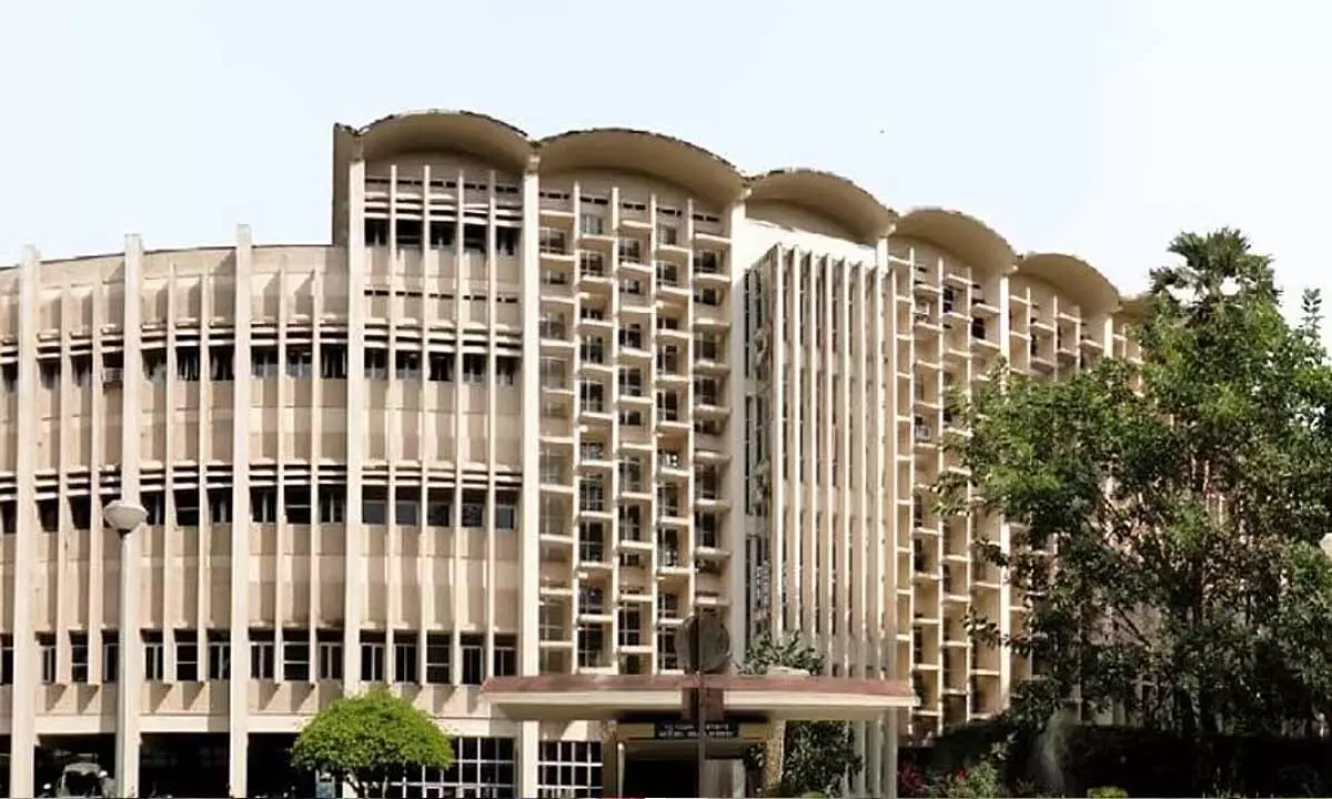 Karnataka Man Granted Bail After Illegally Staying At IIT Bombay Hostels Karnataka Man Granted Bail After Illegally Staying At IIT Bombay Hostels