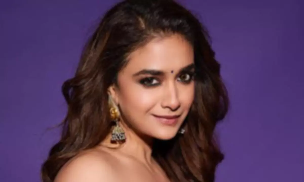 Keerthy Suresh flaunts with style and sass Keerthy Suresh flaunts with style and sass